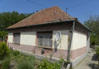 In Ungarn In Csikéria ein günstiges 90 m2 Einfamilienhaus in gutem Zustand zu verkaufen