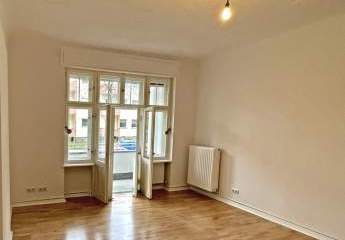 Attraktive 4-Zimmer-Wohnung 
in Berlin-Lankwitz
mit Balkon und Garten 

- Erstbezug nach Sanierung -