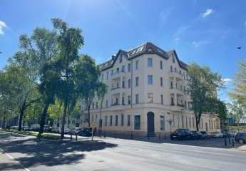 Charmante 2-Zimmer-Altbauwohnung mit Potenzial
- Provisionsfrei -