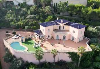 Fantastische Villa mit Meerblick,5 Schlafzimmer, 4 Bäder, 425 qm Wohnfläche, 300 qm Terrassen.