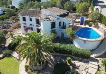 Sehr gepflegte Villa mit Meerblick, Pool und Gästebereich am Monte Pego