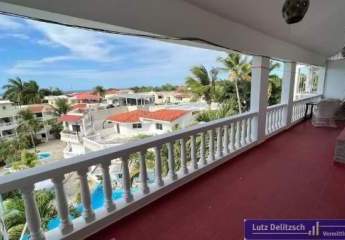 Penthouse mit Dachterrasse und Meerblick