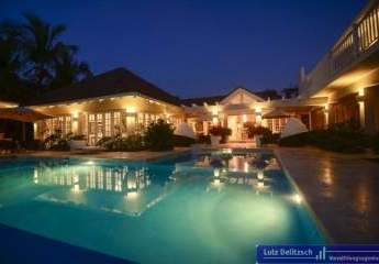 Luxus-Villa mit Pool und Meerblick in Tortuga Bay