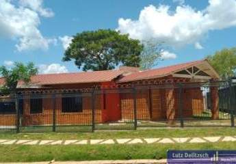 Haus in guter Lage in Caacupe