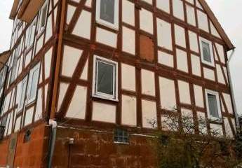 Hessich Lichtenau-OT, 1-2 Fam.Hs. + Scheune