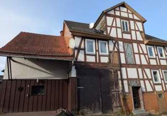 Hessich Lichtenau-OT, 1-2 Fam.Hs. + Scheune