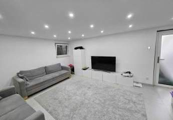 Rosbach v.d.Höhe, Doppelhaushälfte