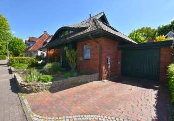 ***Exklusives Architektenhaus*mit zweigeschossigem Wintergarten, Kamin, Garage und weiteren stilvollen Elementen***