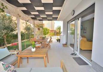 Privater Garten mit Oliven, Zitronen und Orangen: familienfreundliche Wohnung in Vodice