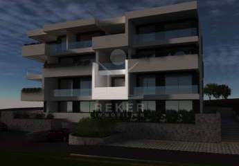 1. OG-Wohnung mit Aufzug, Terrasse & Blick auf die Adria