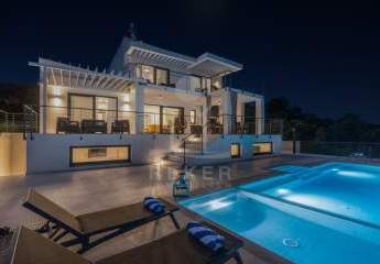 Am Infinity-Pool entspannen, auf der Terrasse genießen, die Kvarner-Bucht im Blick