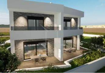 Neubau Doppelhaushälfte in Vodice, nur einen Spaziergang vom Meer & Stadtzentrum entfernt