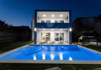 Adriatischer Lifestyle: Villa mit Garten, Pool und Ferienvermietungspotenzial