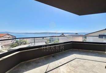Neu & exklusiv: 3-Zimmer-Penthouse mit Meerblick in Crikvenica