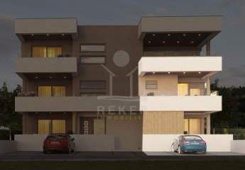 88 m² Gartenfläche und 45 m² Terrassen: Zweistöckige Maisonette mit hochwertiger Ausstattung