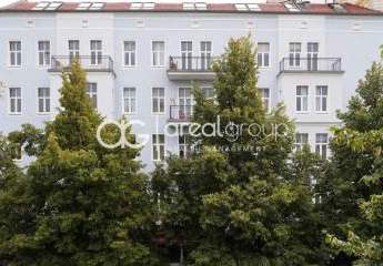 Aufgeteiltes Wohn- und Gewerbehaus mit klassischer Architektur & Zukunftspotenzial