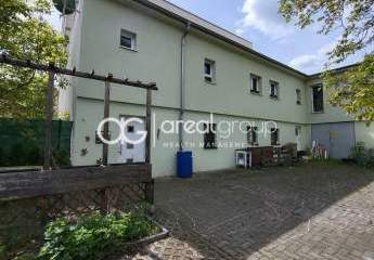 Vielseitig nutzbares Hinterhaus mit Gewerbe & Wohnen