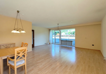 Lichtdurchfluteter Wohntraum mit Balkon und Grünblick in 95213 Münchberg!
