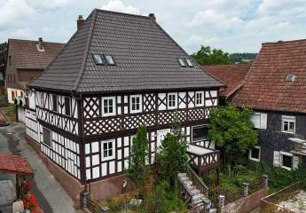 Stattliches Fachwerk-Juwel des 18. Jahrhunderts in Marktzeuln – 375 m² Potenzial für Denkmalliebhaber & Investoren!
