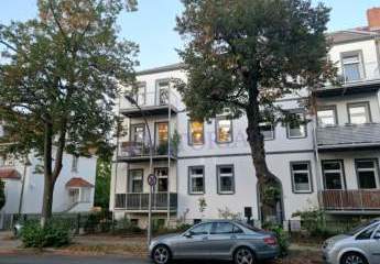 Vermietete Altbau-Eigentumswohnung mit Charme – ideale Kapitalanlage