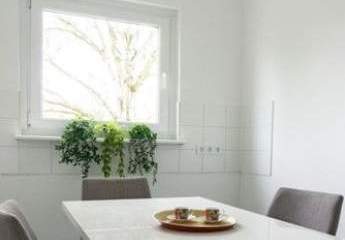Möblierte 2-Zimmer-Eigentumswohnung mit Balkon  im Reinickendorf