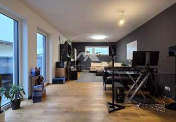 Modernes Wohnen mit E-Mobilität-Vorbereitung, Balkon & hochwertiger Ausstattung