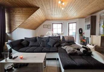 Helles Zuhause mit Balkon und Garage – ideal für Singles, Paare oder kleine Familien