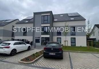 Moderne 4 ZKB im Erdgeschoss mit grosser Terrasse in unserer schönen  Wohnanlage "GRÜNE MITTE"