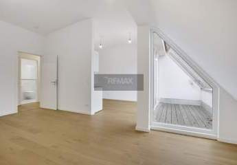 Kernsanierung! Wunderschöne DG Wohnung