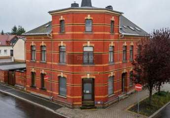 Mehrfamilienhaus mit Gewerbeeinheit in zentraler Lage von Falkenstein