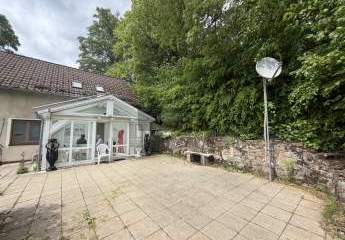Freizeitgrundstück mit zwei Häusern, Wintergarten & traumhaftem Ausblick
