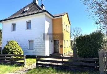 Freistehendes Einfamilienhaus mit Garten in Nagel ( Fichtelgebirge )