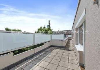 Exklusives Penthouse mit fast umlaufender Dachterrasse
