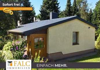 **Wohnen, wo andere Urlaub machen – Bungalow mit Wintergarten im Seengebiet** FALC Immobilien**