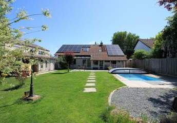 Familienidyll mit besonderem Gartenparadies – Großzügiges Einfamilienhaus in Fraunberg