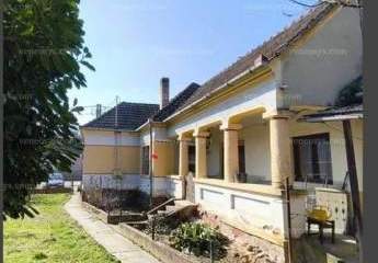 Ungarn: Stilvolles Landhaus mit Nebengebäuden und großem Grundstück bei Zalakaros