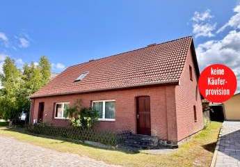 HORN IMMOBILIEN ++ Neubrandenburg Weitin Haus sucht fleißige Hände, ruhige Lage und nette Nachbarn