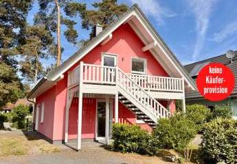 HORN IMMOBILIEN ++ Röbel an der Müritz Ferienhaus mit 2 Wohnungen, 2x Kamin und 2x Sauna + Einbauk.
