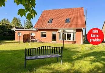 HORN IMMOBILIEN ++ Einfamilienhaus mit großem Grundstück und vielen Extras bei Strasburg (Uckermark)