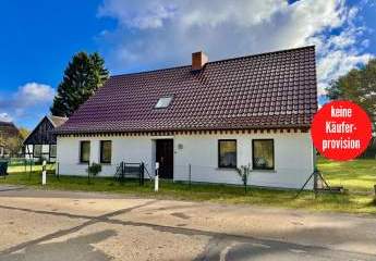 HORN IMMOBILIEN ++ Einfamilienhaus mit Scheune und großem Grundstück in Hintersee