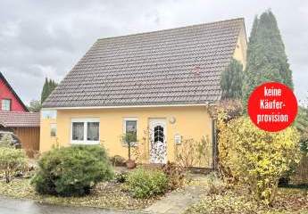 HORN IMMOBILIEN ++ Einfamilienhaus in Randlage mit tollem Weitblick in Kaluberhof, 14 km bis NB