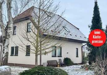 HORN IMMOBILIEN ++ ca. 8 km bis Neubrandenburg ++ ein großes Haus mit 5 Zimmern