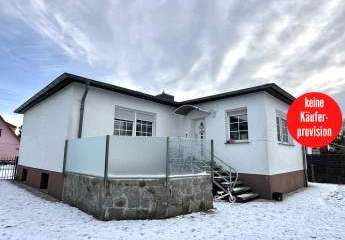 HORN IMMOBILIEN ++ Einfamilienhaus mit Nebengebäude und schönem Grundstück, ruhige Lage