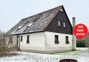 HORN IMMONILIEN ++ großes Haus, großes Grundstück in einer ruhigen Lage in Cölpin bei Neubrandenburg