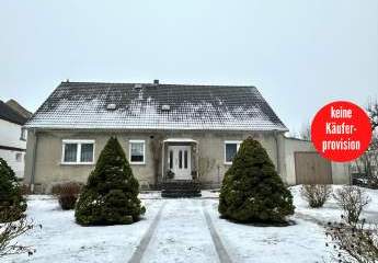 HORN IMMOBILIEN + freistehendes Einfamilienhaus mit Nebengebäude und schönem Grundstück, ruhige Lage