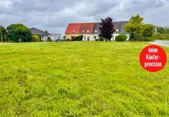 HORN IMMOBILIEN ++ Baugrundstück in Pasewalk, Einfamilienhaus oder zwei Doppelhaushälften