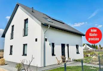 HORN IMMOBILIEN + modernes Einfamilienhaus mit 5 Zimmern, 15 Minuten mit dem Auto bis Neubrandenburg