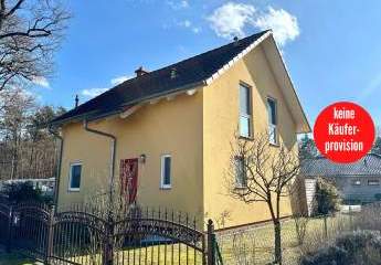 HORN IMMOBILIEN ++ modernes Einfamilienhaus mit Photovoltaikanlage, Garage und Terrasse in Torgelow