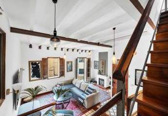 Lichtdurchflutetes Penthouse mit Dachterrasse in Palmas Innenstadt