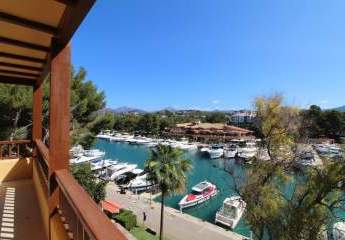 Exklusives Penthouse mit Panoramablick am Yachthafen Santa Ponsa